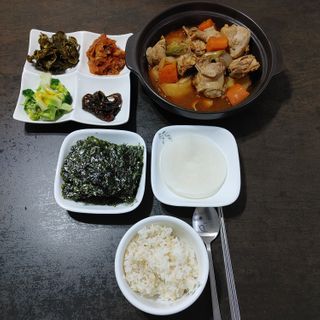 [해림맛김] 들기름에 구운 바삭바삭 김 4종 세트 + 1종 랜덤발송 총5개입 — 5점을 준 리뷰어가 2021년 2월 올린 사용 사진