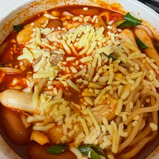 (주)성경순만두 곤약만두.콘치즈만두,삼각당면만두,당면 야끼만두,대구전통 납작만두,떡뽁이 매콤소스,달콤소스 — 5점을 준 리뷰어가 2023년 4월 올린 사용 사진