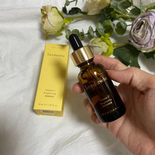 스킨큐어 산다화 비타민c 화이트닝 에센스 30ml — 4.5점을 준 리뷰어가 2023년 7월 올린 사용 사진