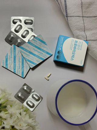 [지셀라] 프로바이오틱스 100억 유산균 보장 (1개월분 / 350mg X 30캡슐) — 5점을 준 리뷰어가 2023년 4월 올린 사용 사진