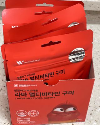 [푸름웰니스] 라바 멀티비타민 구미 36g — 5점을 준 리뷰어가 2022년 3월 올린 사용 사진