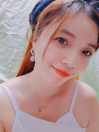 디하우트 랩 디하우트랩 클렌징 피부관리기 진동클렌저 실리콘+2종 인조모 브러시 — 5점을 준 리뷰어가 2021년 12월 올린 사용 사진