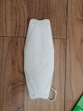 [숨그림]  덴탈마스크 짱구 우리아이 그리고 내가 쓰는 믿을수있는 케릭터 마스크  16종 — 4점을 준 리뷰어가 2021년 10월 올린 사용 사진