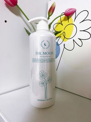 [닥터문] 센텔라 시카케어 화이트머스크 바디워시 1000ml — 5점을 준 리뷰어가 2023년 6월 올린 사용 사진