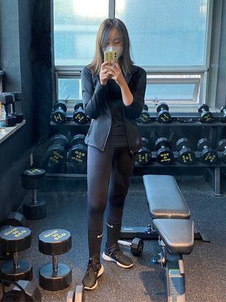 [딕시] 힙 플랙션 레깅스 HIP FLEXION Leggings — 5점을 준 리뷰어가 2022년 5월 올린 사용 사진