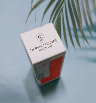 더마 사이언스 비타민 CCC 앰플 기미 브라이트닝 세럼 30ml — 5점을 준 리뷰어가 2021년 8월 올린 사용 사진