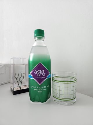 몽베스트 Montbest with Sparkling water Plain 20병 — 5점을 준 리뷰어가 2022년 8월 올린 사용 사진