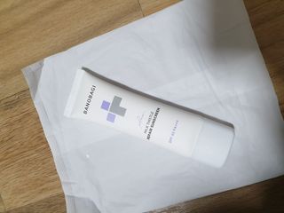바노바기 코스메틱 바노바기 밀크씨슬 리페어 시카 선스크린 플러스 50ml — 5점을 준 리뷰어가 2023년 3월 올린 사용 사진