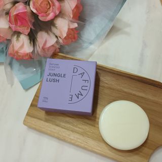 다퓸 바이 코코도르 시그니처 센티드 비누 100g — 5점을 준 리뷰어가 2024년 7월 올린 사용 사진