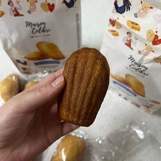 [메종콜리브리] 프랑스 마들렌 메종콜리브리 플레인 마들렌 2팩 — 5점을 준 리뷰어가 2021년 12월 올린 사용 사진