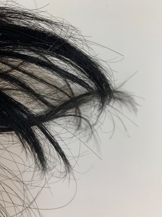 썸헤어 / SUMHAIR 썸헤어 실키 테라피 헤어 에센스 — 5점을 준 리뷰어가 2021년 4월 올린 사용 사진