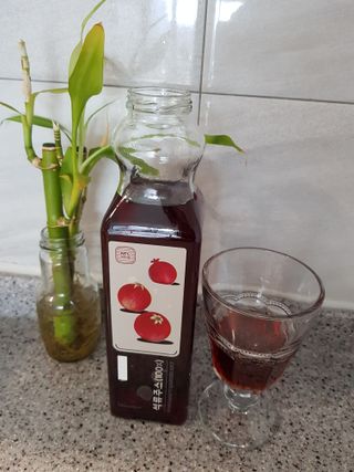 [바이윙클] 페르시아 유기농 석류 착즙주스 750ml 2병 + 선물박스 세트 — 5점을 준 리뷰어가 2022년 3월 올린 사용 사진
