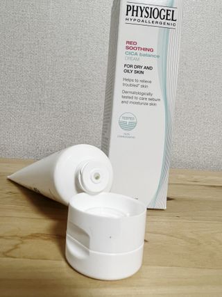 피지오겔 레드수딩 시카밸런스 크림 50ml — 5점을 준 리뷰어가 2022년 4월 올린 사용 사진