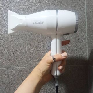 에프에이치아이코리아 마르세이유 사이클론 드라이기 — 5점을 준 리뷰어가 2021년 6월 올린 사용 사진