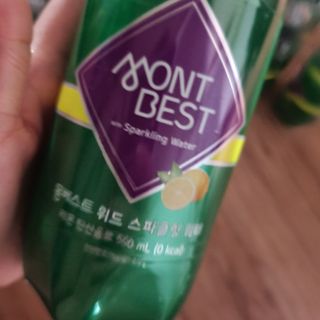 몽베스트 Montbest with Sparkling water Lemon OR Lime 20병(랜덤) — 5점을 준 리뷰어가 2022년 8월 올린 사용 사진
