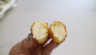 가치식탁 리얼쫀득치즈볼 — 5점을 준 리뷰어가 2021년 2월 올린 사용 사진