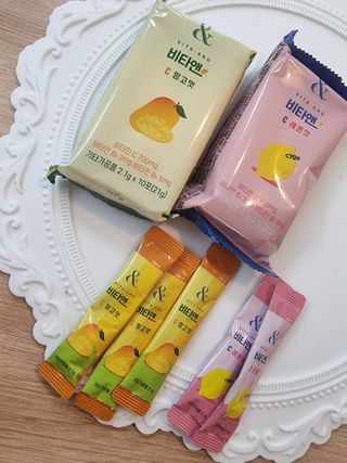 비타앤C 레몬맛, 망고맛 — 5점을 준 리뷰어가 2021년 7월 올린 사용 사진