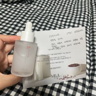 [미릴] 맑음빛 레드빈 브라이트닝 앰플 — 3점을 준 리뷰어가 2021년 1월 올린 사용 사진