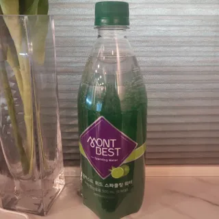몽베스트 Montbest with Sparkling water Lime20병 — 5점을 준 리뷰어가 2023년 3월 올린 사용 사진