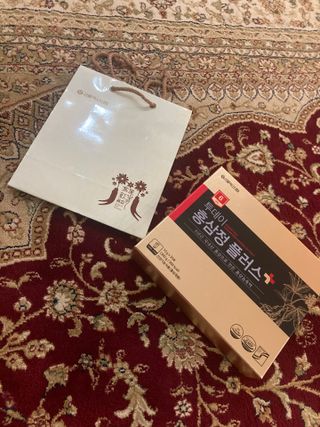 서울약사신협_투데이홍삼정플러스스틱_10g x 30포 — 5점을 준 리뷰어가 2021년 5월 올린 사용 사진