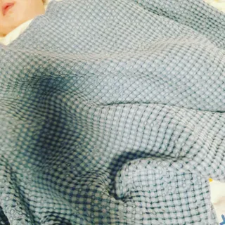 [쿠쿠드림] 완벽 항균 아기 애착이불 — 5점을 준 리뷰어가 2022년 12월 올린 사용 사진