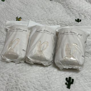 디어엘로디 무표백 021패드  12개세트 — 4점을 준 리뷰어가 2022년 11월 올린 사용 사진