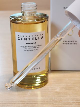[스킨1004] 마다가스카르 센텔라 앰플 100ml — 3점을 준 리뷰어가 2024년 5월 올린 사용 사진