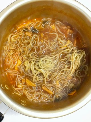 클린24시간 올리브발효곤약면 시원김치면 1세트-(3봉) — 5점을 준 리뷰어가 2024년 2월 올린 사용 사진