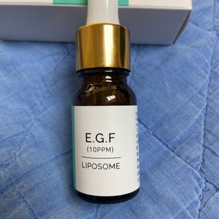 랑팡 EGF+FGF 10ppm 리포좀 앰플 원액 10ml — 4.5점을 준 리뷰어가 2021년 12월 올린 사용 사진