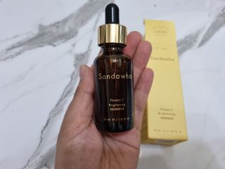 스킨큐어 산다화 비타민c 화이트닝 에센스 30ml — 4점을 준 리뷰어가 2021년 8월 올린 사용 사진