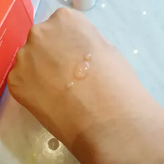 산다화 더블 이펙트 안티 링클 세럼 50ml — 5점을 준 리뷰어가 2023년 11월 올린 사용 사진