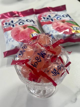 청포도캔디 복숭아캔디 — 5점을 준 리뷰어가 2022년 11월 올린 사용 사진