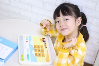 크레타탭 차세대 사고력 유아수학 학습기 페이퍼 태블릿 — 5점을 준 리뷰어가 2023년 11월 올린 사용 사진