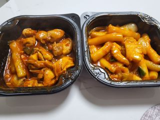 한성기업 무볼레 닭떡볶이+해물떡볶이 2종 세트 — 4점을 준 리뷰어가 2021년 10월 올린 사용 사진