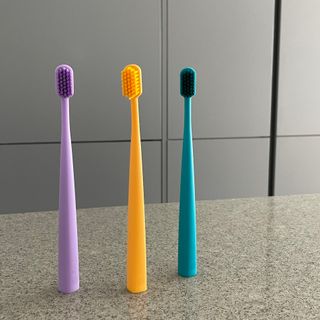 프로그 윌로우 칫솔 6245 울트라소프트 — 5점을 준 리뷰어가 2022년 5월 올린 사용 사진