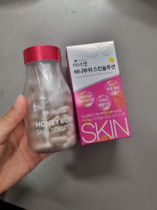 이너셋 허니부쉬 스킨솔루션 캡슐 1개월분 개별인정형 발효허니부쉬! — 4.5점을 준 리뷰어가 2023년 3월 올린 사용 사진
