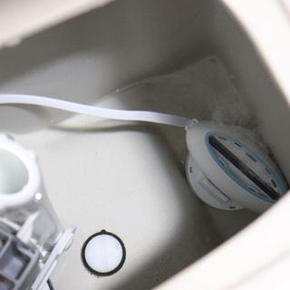 대림 디움 대림바스 365 스마트팟 자동 변기 살균 세정제 — 5점을 준 리뷰어가 2021년 5월 올린 사용 사진