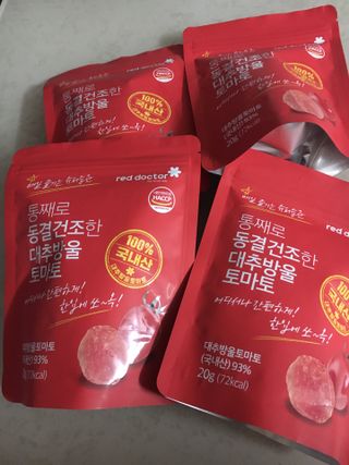 레드닥터 통째로 동결건조한 대추방울토마토 20g * 4봉 — 4점을 준 리뷰어가 2022년 11월 올린 사용 사진