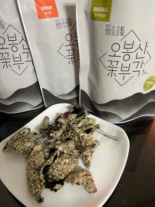 오봉산꽃부각 [만나식품] 오봉산 꽃부각 3가지 맛(오리지널, 새우맛, 매운고추맛) — 5점을 준 리뷰어가 2023년 1월 올린 사용 사진