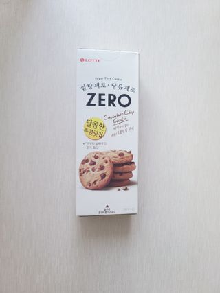 ZERO (초콜릿 칩 쿠키, 카카오 케이크, 후르츠 젤리, 아이스 콜라, 아이스 초코바) — 5점을 준 리뷰어가 2022년 6월 올린 사용 사진