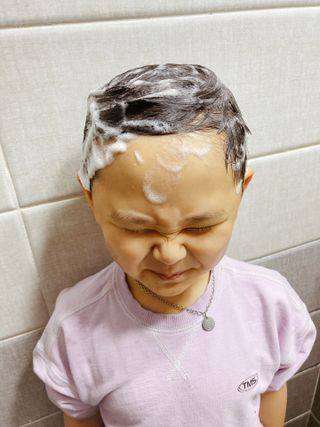 썸헤어 / SUMHAIR 썸헤어 실크 볼륨 샴푸+트리트먼트 프룻자스민티 — 5점을 준 리뷰어가 2021년 4월 올린 사용 사진