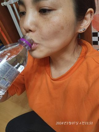 몽베스트 [MONTBEST]위드어스 500mL 20병 — 5점을 준 리뷰어가 2024년 3월 올린 사용 사진