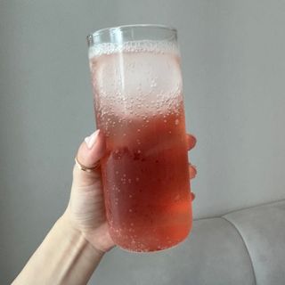 더그레잇티 콤부차 [매일유업] 더그레잇티 44kcal 콤부차 300ml *12개입 (오리지널 6개+베리리치 6개) — 5점을 준 리뷰어가 2023년 7월 올린 사용 사진