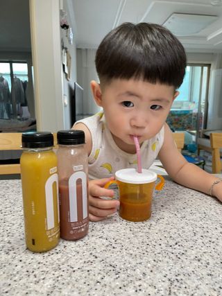 BLENDY'S 핑크 스무디+블론디 스무디 — 5점을 준 리뷰어가 2021년 9월 올린 사용 사진