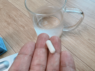 [지셀라] 프로바이오틱스 100억 유산균 보장 (1개월분 / 350mg X 30캡슐) — 4.5점을 준 리뷰어가 2023년 6월 올린 사용 사진