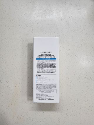 랑벨 수퍼내츄럴 아쿠아 수딩 크림 100ml — 5점을 준 리뷰어가 2022년 4월 올린 사용 사진