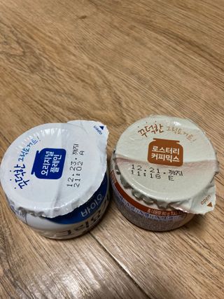 매일바이오 그릭요거트 오리지널 플레인 4개, 로스터리 커피믹스 4개 — 5점을 준 리뷰어가 2021년 12월 올린 사용 사진