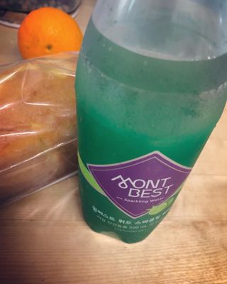 몽베스트 Montbest with Sparkling water Lime20병 — 5점을 준 리뷰어가 2022년 6월 올린 사용 사진