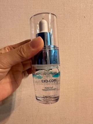 나우 [리브엠] 화해 1등 수분앰플 , 엑소코어 워터풀 텐션 앰플 — 4점을 준 리뷰어가 2023년 8월 올린 사용 사진