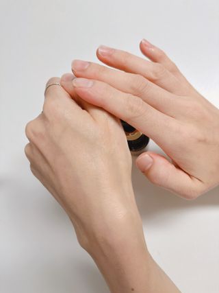 스킨큐어 산다화 비타민c 화이트닝 에센스 30ml — 5점을 준 리뷰어가 2023년 7월 올린 사용 사진